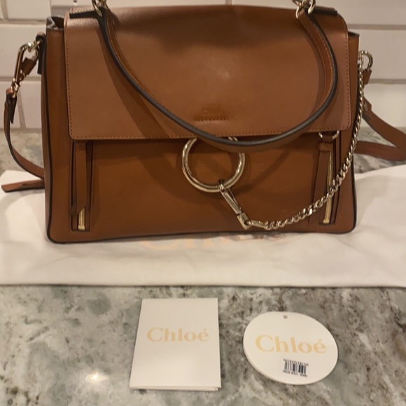 Chloe Faye Day Medium Bag - Picture 9 of 9